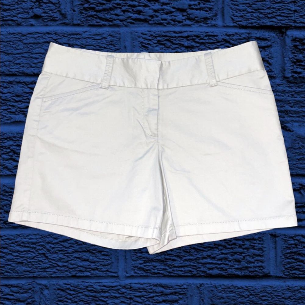 Ann Taylor Loft Chino khaki Shorts
